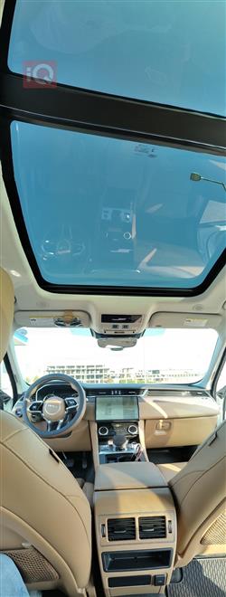 جاكوار إف-بيس